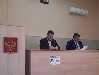 Состоялось заседание комиссии по предупреждению и ликвидации чрезвычайных ситуаций и обеспечению пожарной безопасности Самойловского района