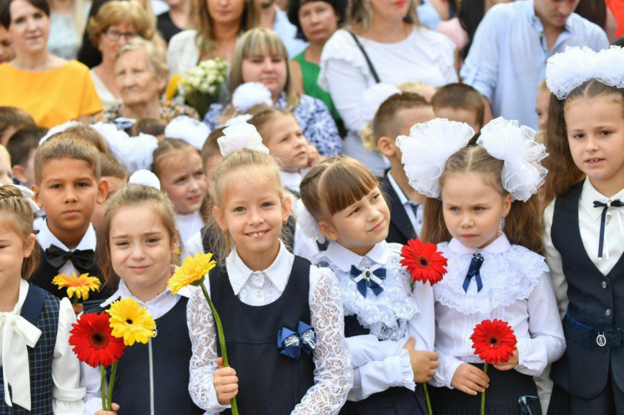 Поздравление Романа Бусаргина с Днем знаний